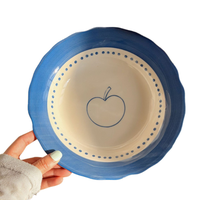 Assiette en porcelaine à motif pomme mignon, faite à la main, forme irrégulière, en céramique, pour servir des salades de fruits