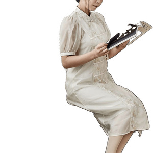 Banc en bois massif nordique moderne vent silencieux simple longue porte irrégulière <span class=keywords><strong>tabouret</strong></span> à chaussures mural siège ottoman amovible pour le salon - Product Image 5