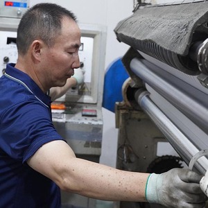 Fibres de verre réfléchissantes pour l'isolation des systèmes HVAC et les applications d'économie d'énergie - Product Image 2