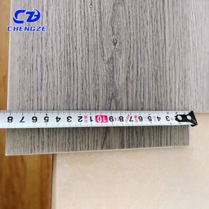 Revêtement de sol SPC gaufré de luxe - Grain de <span class=keywords><strong>bois</strong></span> profond anti-taches pour salon, bureau, prix usine - Product Image 4