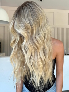 Parrucche da <span class=keywords><strong>donna</strong></span> in <span class=keywords><strong>capelli</strong></span> umani europei di qualità professionale, con nodi invisibili, colore biondo chiaro, personalizzabili, parrucca frontale in pizzo 13X4 13X6 - Product Image 3