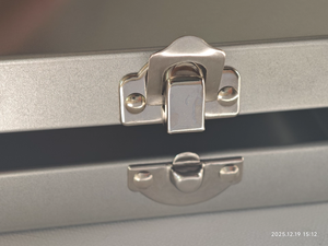 קופסת פח מלבנית עם אבזם מנירוסטה בדרגת מזון - קופסת פח קטנה לאחסון כלים וברגים - Product Image 6