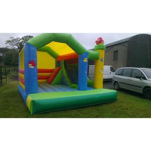 Une combinaison de châteaux gonflables en PVC et de trampolines offre une solution efficace de team building à travers des défis amusants. - Product Image 5