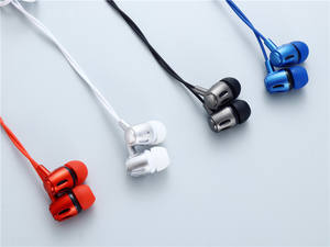 Di alta qualità auricolari CY-C04 cablati In-Ear Stereo auricolare sportivo con microfono e basso tipo C musica cuffie che eseguono il controllo chiave - Product Image 6