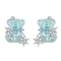 Anting-anting kecil anak-anak, perhiasan fashion hypoallergenic terbaru, anting-anting kecil anak-anak desainer Biru Bunga Tanpa Noda resin beruang perak lucu s925