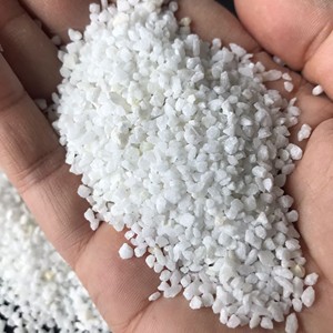 <span class=keywords><strong>Sable</strong></span> <span class=keywords><strong>blanc</strong></span> neige grossier 20-40mesh copeaux de pierre concassée en marbre naturel <span class=keywords><strong>pour</strong></span> l'aménagement paysager de <span class=keywords><strong>jardin</strong></span> - Product Image 5