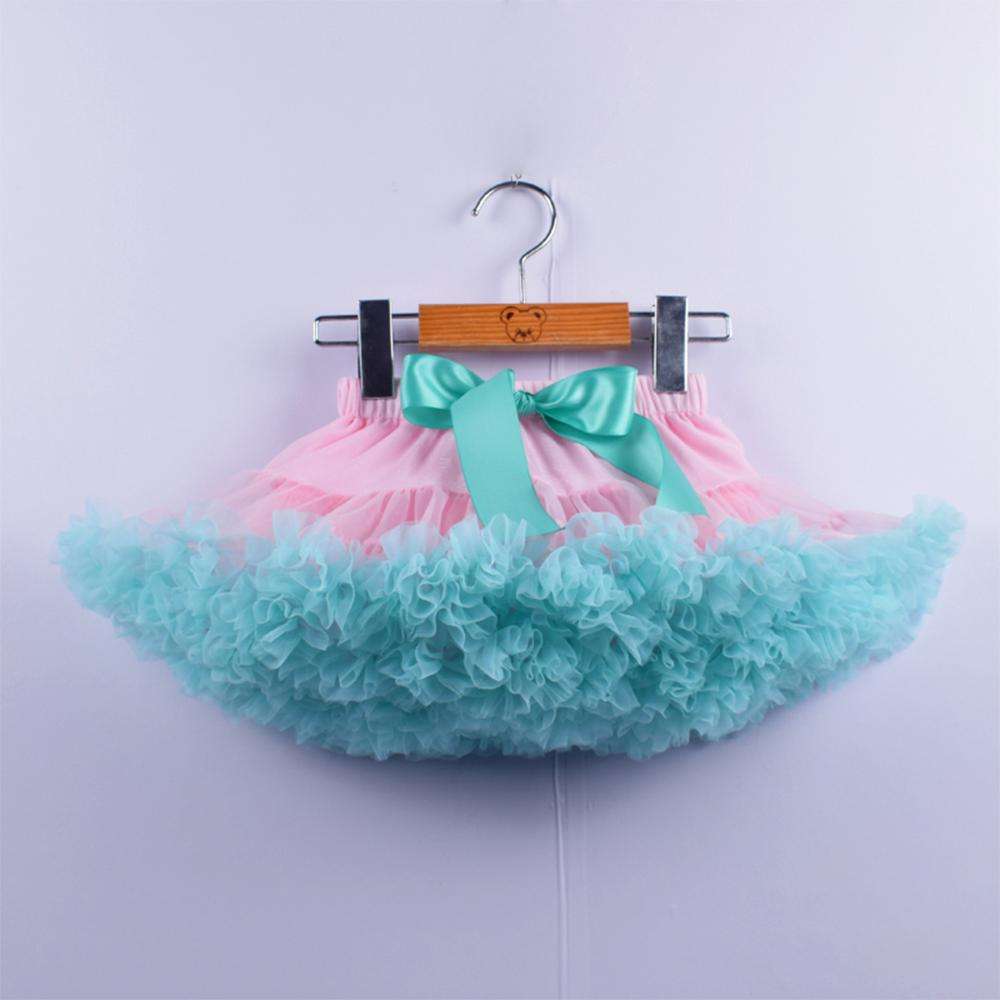 บะหมี่สีฟ้าทะเลสาบชมพู