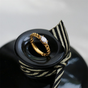 Hợp Thời Trang Không Thấm Nước Thép Không Gỉ Trang Sức 18K Vàng Mạ Zircon Vòng Làm xỉn Quà Tặng Miễn Phí - Product Image 4