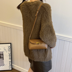 Sac à main en cuir PU Offre Spéciale tendance Sacs à bandoulière carrés de couleur pure pour femmes - Product Image 3