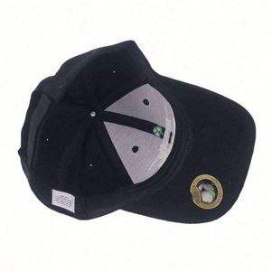 Gorra de Béisbol Personalizada de Algodón Lavado, Diseño Estructurado de 6 Paneles, con Abrebotellas - Product Image 4