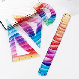 Set da Disegno Flessibile 4 Pezzi, Kit Geometrico Colorato, Righelli Morbidi Pieghevoli Infrangibili in Plastica per Materiale Scolastico - Product Image 2