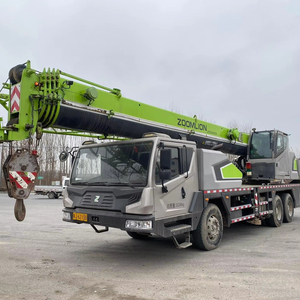 Grue tout-terrain Zoomlion ZTC250A5-3 de 25 tonnes bien entretenue, pièces fiables, fonctionnement fluide pour chantier de construction - Product Image 1