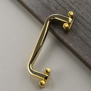 Base de <span class=keywords><strong>columna</strong></span> de aluminio dorado asa de equipaje Base de <span class=keywords><strong>columna</strong></span> de brazo de plástico para tocador cajón <span class=keywords><strong>cocina</strong></span> dormitorio elegante caja de regalo accesorio - Product Image 4