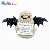 Ailes de chauve-souris d'Halloween faites à la main au crochet, en coton au lait de pomme de terre, poupée pomme de terre démon, cadeau de soutien émotionnel pour amis et enfants