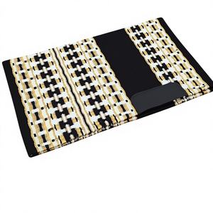 Tapis de selle western en feutre de laine avec empiècements en cuir véritable, couleurs personnalisables, confortable et polyvalent pour l'équitation et l'entraînement - Product Image 1