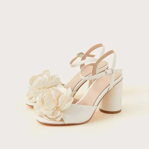 Scarpe da sposa floreali da donna Beige su misura 2025 con tacchi medi da 7CM per festa nuziale pump con cinturino da sposa - Product Image 3