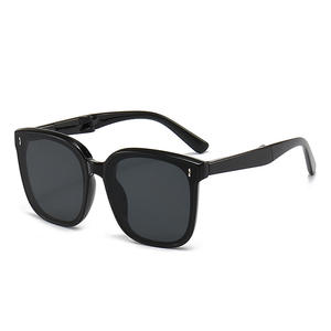 Gafas de Sol Plegables F-Foldable Versión F4, Montura Negra de PC, Lentes TAC UV400, Unisex, Ligeras, Protección Solar para Conducir al Aire Libre - Product Image 1