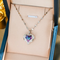 Collier fin en cuivre doré et argenté avec pendentif cœur multicolore pour femme