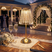 Lampe d'ambiance esthétique à projection d'ombres, lampe d'appoint prismatique sans fil pour la décoration de réceptions de mariage, lampe de table pour hôtels de charme