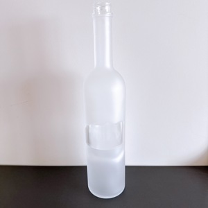<span class=keywords><strong>Vodka</strong></span> Polonaise Bouteille en Verre Dépoli 1000ml - Product Image 1
