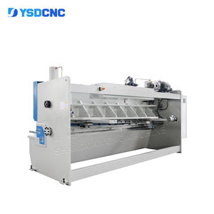 Scie à ruban de type <span class=keywords><strong>colonne</strong></span> entièrement automatique à haute efficacité pour la découpe de métaux, en vente pour les usines - Product Image 2