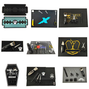 Tapis de travail antidérapant pour salon de coiffure avec logo personnalisé, protection de comptoir pour rangement d'outils de coiffure, en PVC et silicone. - Product Image 5