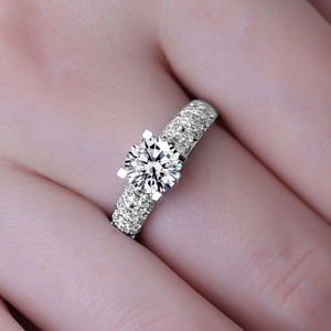 Anillo de Compromiso Vintage con Diamante Moissanita de 1 Quilate y Oro Blanco de 18K - Product Image 5