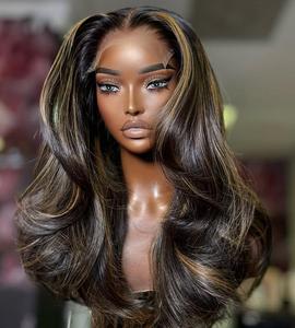 Parrucca da donna in <span class=keywords><strong>capelli</strong></span> umani vergini brasiliani Remy, 26 pollici, lunga, <span class=keywords><strong>castano</strong></span> chiaro con riflessi <span class=keywords><strong>castano</strong></span> <span class=keywords><strong>scuro</strong></span>, onda <span class=keywords><strong>naturale</strong></span>, cuticole allineate - Product Image 1