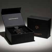 Boîte cadeau magnétique de luxe pour parfum contenant de l'encre de soja recyclable pour le matériau éponge de doublure noire FSC avec pour le FSC