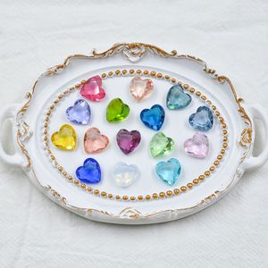 Venta al por mayor de accesorios de joyería DIY de diamantes de cristal K9 con base puntiaguda en forma de corazón y diamantes transparentes en forma de corazón - Product Image 4