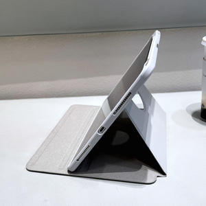 Housse en acrylique à rotation de 360 degrés personnalisée pour <span class=keywords><strong>iPad</strong></span> 11th 2025 <span class=keywords><strong>Air</strong></span> 11 13 pouces 2025 M3 <span class=keywords><strong>Air</strong></span> 2024 <span class=keywords><strong>Air</strong></span> <span class=keywords><strong>4</strong></span>/5/6-<span class=keywords><strong>avec</strong></span> fente pour stylo - Product Image 4