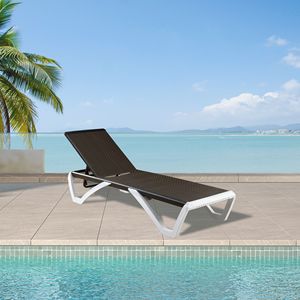 Chaise longue <span class=keywords><strong>de</strong></span> patio Teslin pieds réglables en résine d'aluminium ensemble <span class=keywords><strong>de</strong></span> <span class=keywords><strong>bain</strong></span> <span class=keywords><strong>de</strong></span> <span class=keywords><strong>soleil</strong></span> inclinable pour l'extérieur avec table d'appoint en plastique - Product Image 4