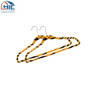 Chic Wholesale Hot Sale Space Saving Velvet Non-slip Hangers with Notches and Pattern Painting for Clothes/Pants/Suits