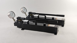 Pompe hydraulique manuelle à ultra haute pression à deux vitesses VHP‑2100, comparable à ENERPAC, 2100 bars, pour tendeur de boulons - Product Image 6