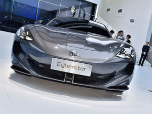 Nouvelle énergie voiture de sport <span class=keywords><strong>2023</strong></span> 2024 haute vitesse berline <span class=keywords><strong>Roadster</strong></span> voiture de course MG Cyberster 4WD véhicule électrique Ev voitures - Product Image 3