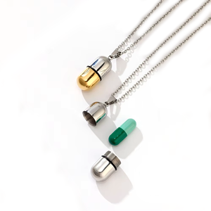 Collier pendentif capsule étanche en acier inoxydable PVD |   Breloque souvenir en forme de silo à poudre scellé pour les voyages | Bijoux au design élégant - Product Image 6