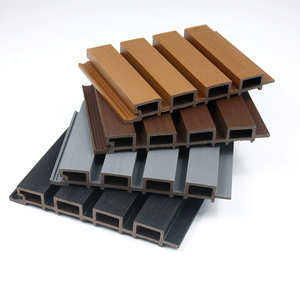 Paneles de pared técnicos estándar europeos BASO para decoración de edificios Grano de madera 3D - Product Image 1