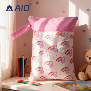 Bolsa de Pañales Reutilizable Impermeable con Estampado de Animales de 25*35 cm, Mini Bolsa de Playa Impermeable de 18*25 cm y Bolsa de Almacenamiento para Viajes - Product Image 1