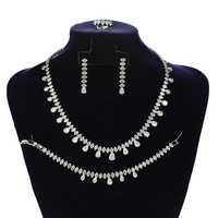 Accessoires de mariage élégants pendentif goutte d'eau déclaration Collier Simple Classique Ensemble de bijoux de mariée BN9068 Bijoux Femme Ensembl
