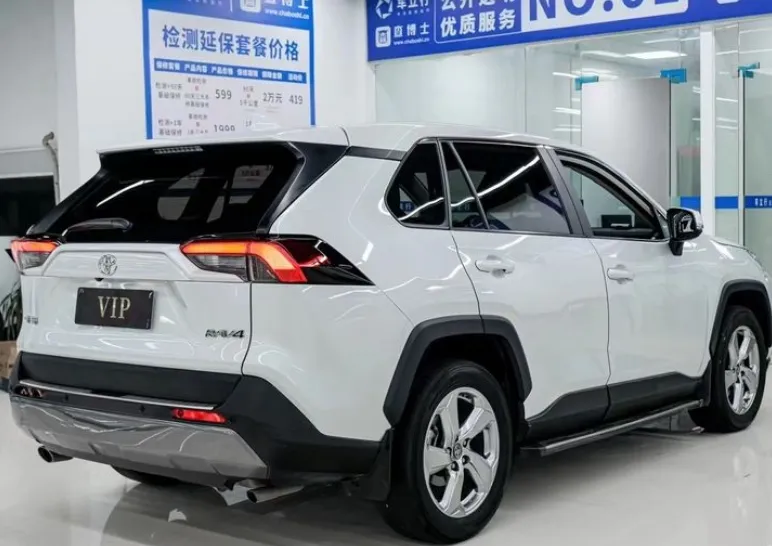 2021 gasoline automatic 10DCT high quality cheap vehicles Used car of TOYOTA RAV4