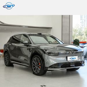 ZEEKR 7X AWD 2025, SUV Mediano Eléctrico de Nueva Energía, 705 km de Autonomía, Auto Eléctrico de Lujo, Batería de 70-90 kWh, Motor de 200-250 kW - Product Image 6