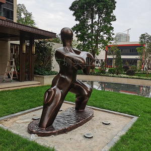 รูปปั้นไทเก๊กเรซิ่นสำหรับตั้งพื้นกลางแจ้ง งานศิลปะตกแต่งสวนตามหลักฮวงจุ้ย บรรจุภัณฑ์ชิ้นเดียว ผลิตด้วยมือ - Product Image 4