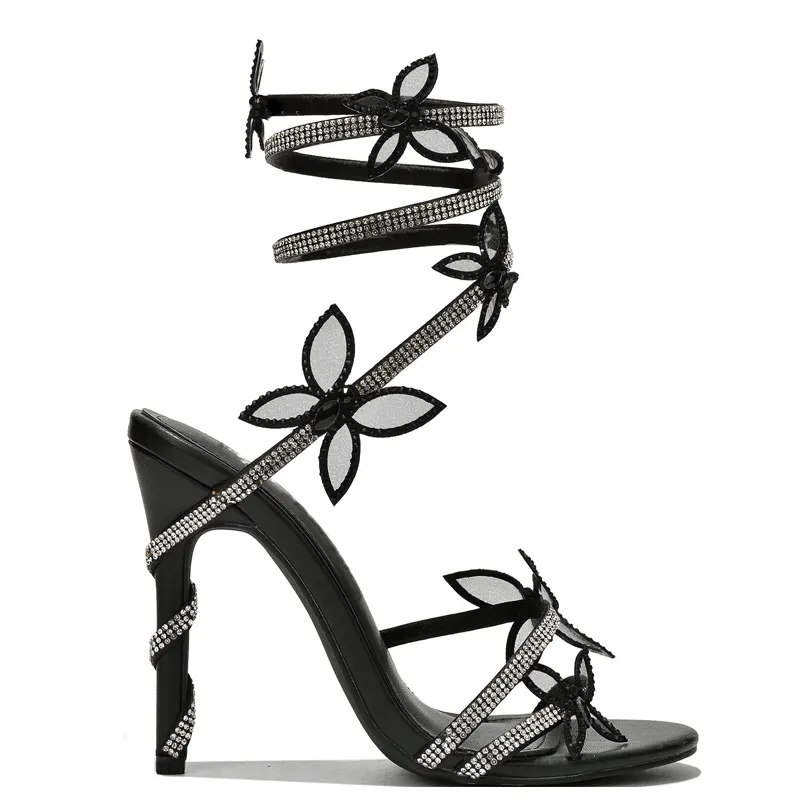 Kadınlar için düğün ayakkabı toptan sandaletler yüksek topuk ayakkabı kadın sandalet için 2024 lüks tasarım sivri burun tow tow sandalet