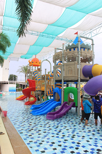 Toboganes acuáticos interactivos coloridos de la zona de salpicaduras Equipo comercial seguro del patio <span class=keywords><strong>Atracciones</strong></span> del Parque Acuático para los niños - Product Image 4