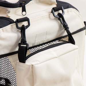 Sac de transport pour animaux de compagnie personnalisé avec logo, étanche, avec fenêtre enroulable, grande capacité, poches en maille respirante, fermeture éclair - Product Image 4