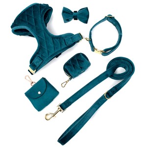 Arnés para Perro Personalizado de Diseño Exclusivo, Juego de <span class=keywords><strong>Collar</strong></span> y Correa de Lujo para Mascotas, Chaleco de Terciopelo Suave para Caminar - Product Image 1