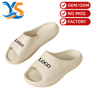 Claquettes de sport personnalisées en gros pour hommes et femmes, claquettes personnalisées avec logo pour hommes, claquettes unisexes personnalisées avec logo - Product Image 1