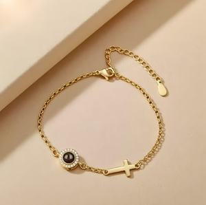 Nouveau bracelet à breloques en acier inoxydable plaqué or rose croisé 100 langues je t'aime Projection <span class=keywords><strong>Joker</strong></span> couleur Photo - Product Image 3