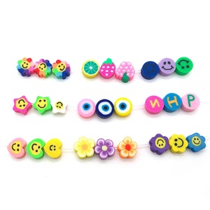 Cuentas de arcilla polimérica, 100 colores aleatorios, forma de corazón redonda para dijes de teléfono, accesorios DIY con caras sonrientes, animales, frutas, flores - Product Image 5