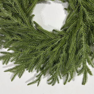 Couronne artificielle de feuilles de pin de Norfolk, 60 cm, ronde, plante verte décorative pour la décoration de Noël, de la maison et de la porte - Product Image 4
